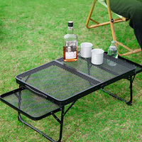 Mesa plegable para asar al aire libre con malla metálica, ligera, expandible, estilo maleta.