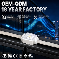 Lumières de Noël extérieures permanentes carrées RGBW 5V Smart SPI TTL LED Pixel Dot pour les avant-toits de maisons, les façades de bâtiments, les façades multimédias FD1-M1-D4