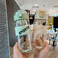 Bouteille d'eau sport pour enfants, 750 ml, écologique, durable, réutilisable, en plastique transparent, pratique, pour la gym et le fitness, vente en gros