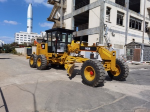 รถเกรดเดอร์ Caterpillar 140H ของแท้ ลดราคาพิเศษ เครื่องยนต์ CAT 3176C พร้อมริปเปอร์หลัง ใบมีดสำหรับงานหนัก ประสิทธิภาพเสถียร - Product Image 2
