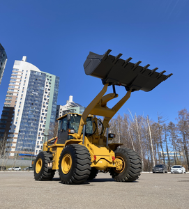 Bestselling Products Xg955n Wheel 3m³ Bucket Capacity 5ton Earth Moving Machinery 162kw with Optional Spare Parts for Sale - Product Image 3