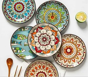 Assiette de table en céramique, peinture à la main de couleur