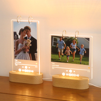 Lampe de nuit LED en acrylique personnalisée avec image créative, lumière musicale personnalisable, lampe de table en bois pour la décoration de la maison