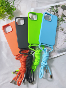 <span class=keywords><strong>Coque</strong></span> de téléphone antichoc en silicone TPU à prix d'usine pour <span class=keywords><strong>iPhone</strong></span> 14 15 Pro Max avec sangle bandoulière et cordon tour de cou - Product Image 4