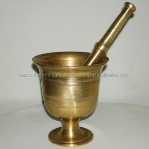Mortero y Maja de Latón Macizo Antiguo - Product Image 1