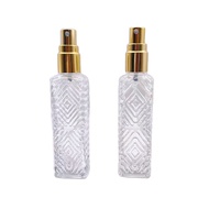 Desain Baru Pabrik Zibo 10Ml Botol Kaca Parfum Bening Ukiran Bunga dengan Tutup Penyemprot