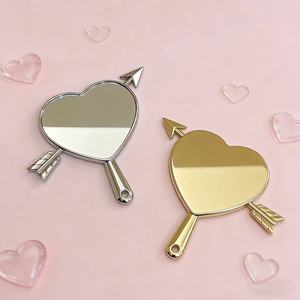 Cadeau de la Saint-Valentin, miroir à poignée <span class=keywords><strong>en</strong></span> forme de cœur avec logo personnalisé, souvenir promotionnel <span class=keywords><strong>en</strong></span> alliage de zinc, petit objet <span class=keywords><strong>en</strong></span> métal pour <span class=keywords><strong>couple</strong></span>, <span class=keywords><strong>voyage</strong></span>, artisanat pour femmes - Product Image 2