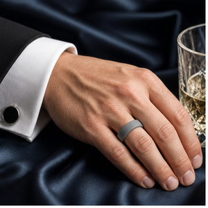 Ensemble de protections pour bague Oura Ring 4 Gen 3, 8 protections en silicone mat, finition anti-traces de doigts, recharge sans retirer, tailles S M L - Product Image 6