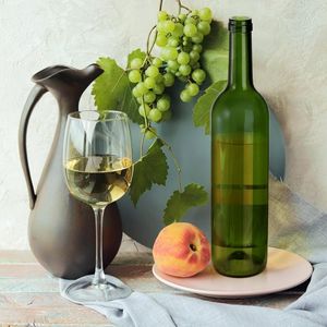 Botellas de vino Burdeos verdes antiguas Botellas de vidrio de 750ml con corchos y cápsulas retráctiles Botella vacía de fondo plano para champán - Product Image 5