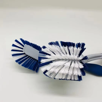 Brosse de nettoyage à double poils et long manche pour joints de carrelage, brosse de récurage en plastique pour sols de salle de bain, interstices, carreaux muraux et lavage des taches tenaces des lavabos