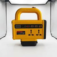 Convertisseur d'alimentation intelligent portable jaune multifonction avec port USB Type-C pour la maison, l'extérieur, alimentation de secours par batterie au lithium