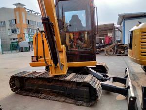 Mini excavadora de orugas Caterpillar Cat306E2 305 usada, peso operativo de 5-6 toneladas, motor de núcleo móvil de tierra, bomba de engranajes de caja de cambios de motor - Product Image 3