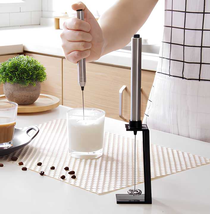 Stella Kaffee-dampfmilchaufschäumer Wiederaufladbarer Elektrischer Automatischer Milchschaum-handaufschäumer Mit Ständer Getränkemixer Handgerät