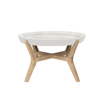 Table basse en verre et métal, choix parfait pour un centre de salon design en bois