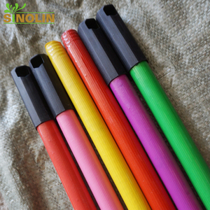 Venta caliente estilo entrega rápida 120 cm longitud 2,2 cm diámetro palo <span class=keywords><strong>de</strong></span> escoba <span class=keywords><strong>de</strong></span> <span class=keywords><strong>madera</strong></span> con tapa <span class=keywords><strong>de</strong></span> plástico - Product Image 2