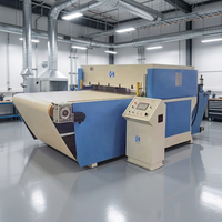 Machine de découpe automatique à alimentation par convoyeur, contrôlée par PLC, de précision CNC pour la fabrication de chaussures, avec moteur