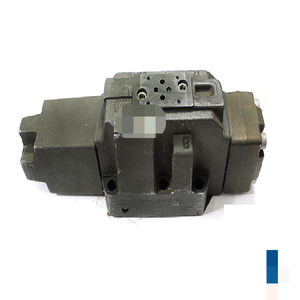 وحدة تحكم برمجية PLC R901192727 صمام اتجاهي نسبي 4WRZ 25 E325-706EG24XEJD3V - Product Image 1