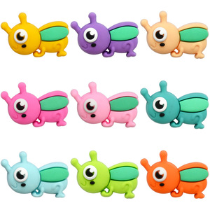 Mignons patchs adhésifs souples en PVC semi-3D DIY, motifs insectes lucioles de dessin animé et abeilles extraterrestres semi-3D, breloques et épingles pour chaussures d'enfants - Product Image 1