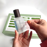 Autocollant adhésif transparent de bouteille cosmétique avec logo personnalisé impression de logo en feuille d'or étiquettes transparentes pour bouteille en verre et pot à bougie