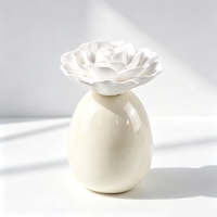 Diffuseur de parfum d'ambiance en cire parfumée à la fleur, en porcelaine faite à la main, en bouteille céramique de 100 ml, pour la maison, vente en gros