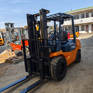 Toyota Japan Made 3.5 Ton Diesel Engine <b>Forklift</b> Secondhand Toyota 35 Internal <b>Forklift</b> - Product Image 5