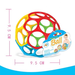 NZMAN-Jouet classique à prise facile pour bébé en bleu/vert, âge nouveau-né et plus, balle sensorielle enveloppante de 4 pouces - Product Image 4