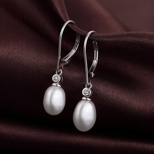 Orecchini Pendenti Ovali Geometrici con Perle Finte per Donne, Gioielli Eleganti in Stile Vintage - Product Image 2