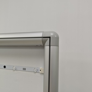 Caja de Luz Redonda Plateada con Marco SEG de 100 cm para Directorios de Centros Comerciales - Product Image 6