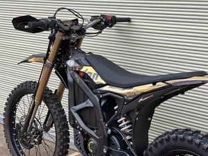 Moto professionnelle SUR-RON, cadre en aluminium forgé de 57 kg, adaptée aux débutants et aux professionnels, moto électrique 60V, 61-80 km/h - Product Image 1