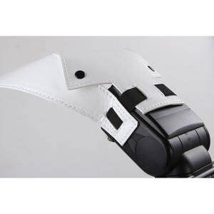 Difusor de Flash Blanco de Plástico de Tamaño Pequeño para Fotografía de Productos - Product Image 3