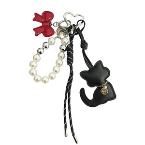 Porte-clés en cuir PU 3D mignons et kawaii, animaux 3D et pompons, accessoires pour clés de voiture avec breloques pour sacs à main - Product Image 6