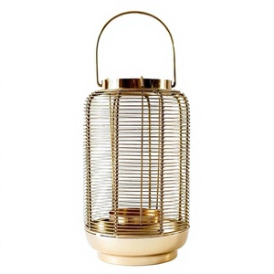Farol de Latón Moderno con Portavelas Decorativo Hecho a Mano para el Hogar, Cocina y Espacios Exteriores, Navidad a Precio de Mayoreo - Product Image 1