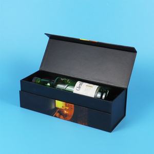 Boîte cadeau magnétique en carton recyclé gaufré personnalisée avec doublure en éponge pour vin, soda, thermos - Boîtes rigides écologiques - Product Image 5