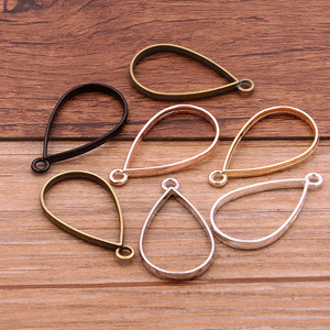 Ciondolo a Goccia in 5 Colori, Cornice Vuota per Collana e Bracciale, Accessorio Fai-da-Te 38*20mm - Product Image 1