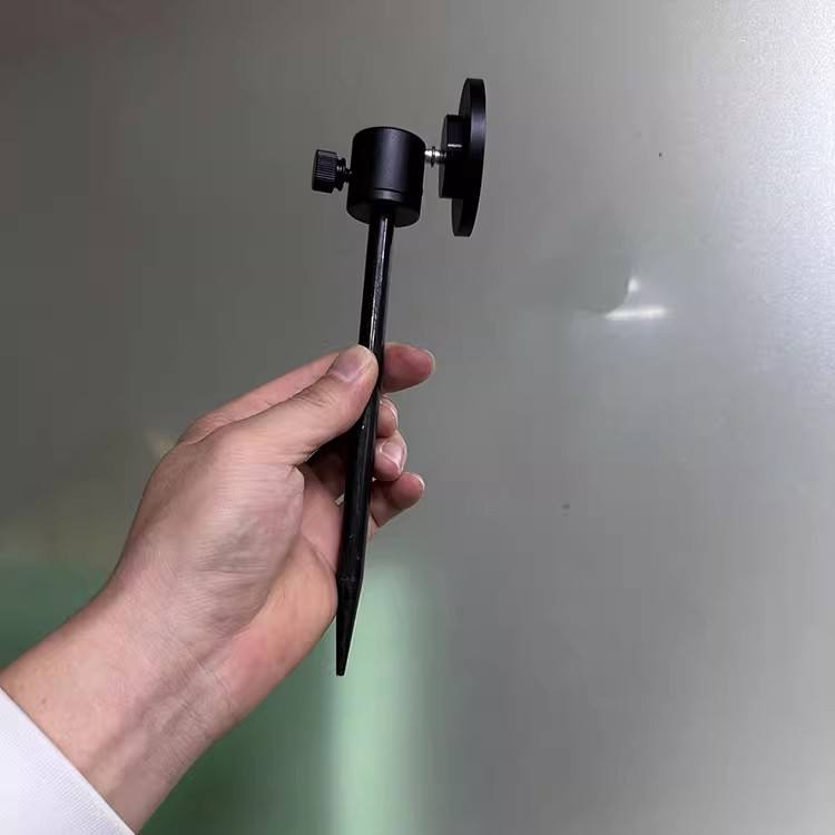 Negro-adaptador giratorio del Magneti con el punto