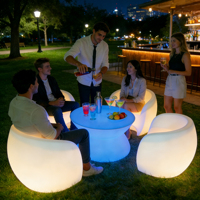 Meubles de bar extérieurs commerciaux en plastique de luxe avec LED, tabourets de bar, chaises, tables à cocktails, ensemble chicha IP68 pour hôtels et sous-sols
