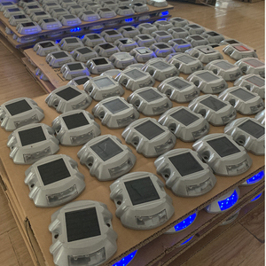 Dễ Dàng Nhanh Chóng Cài Đặt Ip68 Phẳng Dưới Nhôm Mèo Mắt Năng Lượng Mặt Trời Đường Đánh Dấu Đèn <span class=keywords><strong>LED</strong></span> Cảnh Báo Giao Thông Bước Chiếu Sáng Cho Biệt Thự - Product Image 5