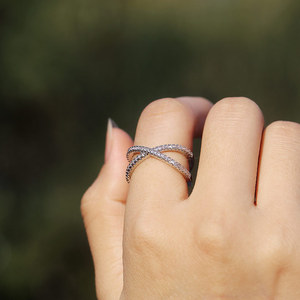 Anello con Design a Croce, Stile Semplice, Anello da Dito per Donne - Product Image 2