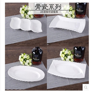 จานสี่เหลี่ยมพลาสติกสีขาวลายพอร์ซเลน A5 สำหรับใช้ในโรงแรม งานเลี้ยงอาหาร - Product Image 1