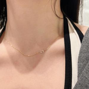 Collar con Letra S de Plata de Ley S92 con Diamantes Completos, Diseño Minimalista de Alta Gama para Bloguera de Moda, Colgante para Suéter - Product Image 1