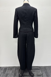 Ensemble <span class=keywords><strong>tailleur</strong></span> <span class=keywords><strong>pantalon</strong></span> 2 pièces pour femme, blazer noir à revers cranté et boutons, avec <span class=keywords><strong>pantalon</strong></span> large à jambes longues - Product Image 4