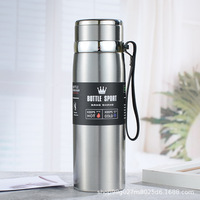 Thermos isotherme moderne en acier inoxydable 304 de 1 L avec infuseur à thé et sangle de transport pour le bureau, les voyages, le camping et les activités de plein air