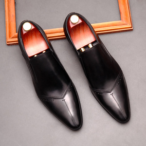 Chaussures habillées classiques noires imperméables de haute qualité pour l'automne, en cuir à lacets, idéales pour les tenues décontractées en extérieur et les mariages. - Product Image 1