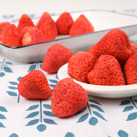 Vacuüm Gebakken Verse Aardbei Gedehydrateerd Fruit Goedkope Prijs Geen Pigmenten 100% Natuurlijk Fruit Groothandel Drogen Gezonde Chips