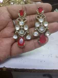 Pendiente de peso ligero de piedra Monalisa oxidada de moda para mujer acabado plateado estilo étnico joyería de moda hecha principalmente de latón - Product Image 6