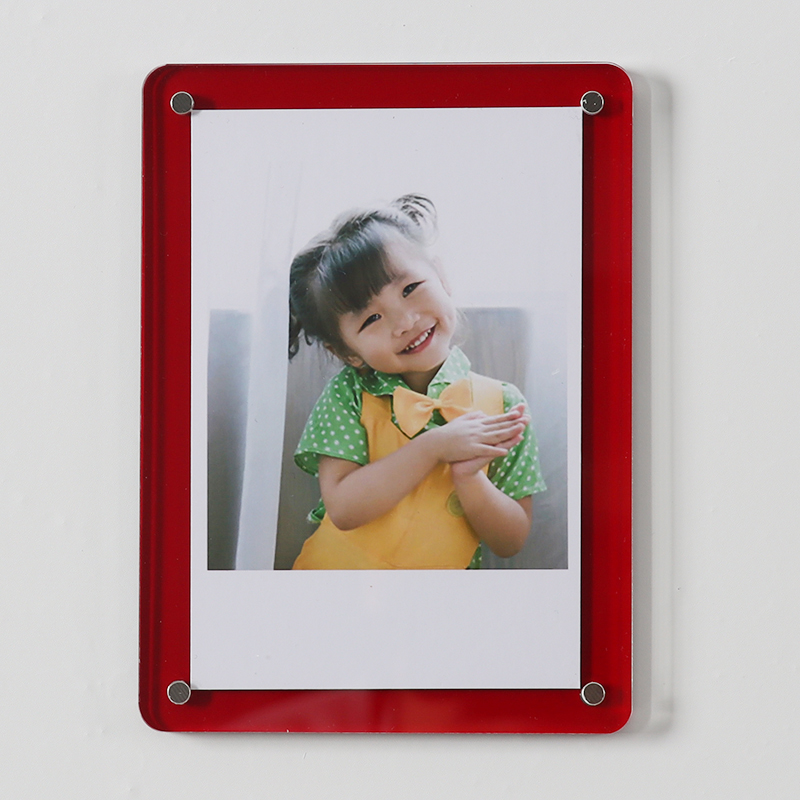 Coins arrondis rouges