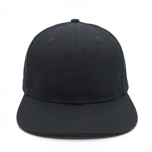 Gorra de Béisbol Negra Premium, Estructurada, con Visera Curva, Ajustable, Deportiva, Informal, Personalizable con Logotipo Bordado - Product Image 1