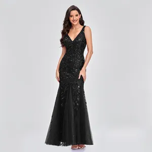 Custom Elegant Sleeveless Black Feather Party Wear Women Long Formal Gowns Evening Dresses