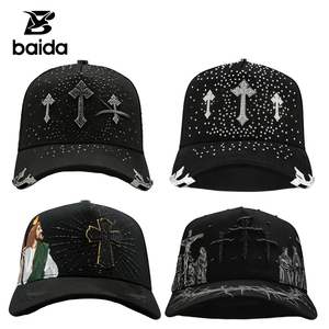 Gorra de béisbol estilo urbano al por mayor Barbas Hat XCAP con logotipo de estrella religiosa de pedrería, forro de satén de seda y chip G5 integrado - Product Image 1