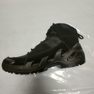 Botas Tácticas de Senderismo de Gamuza Negra Personalizables TSB07, Corte Medio, para Caza - Product Image 3